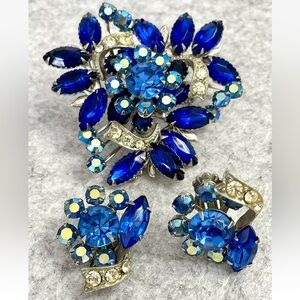 Vintage 60’s Cobalt BLUE Rhinestone BROOCH Pearl PIN & Matching Earrings SET